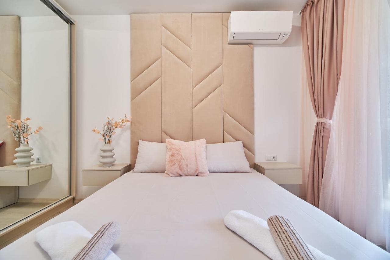 Mediterranea Complex - Luxury Apartment With Sea & Pool View! Varna Dış mekan fotoğraf