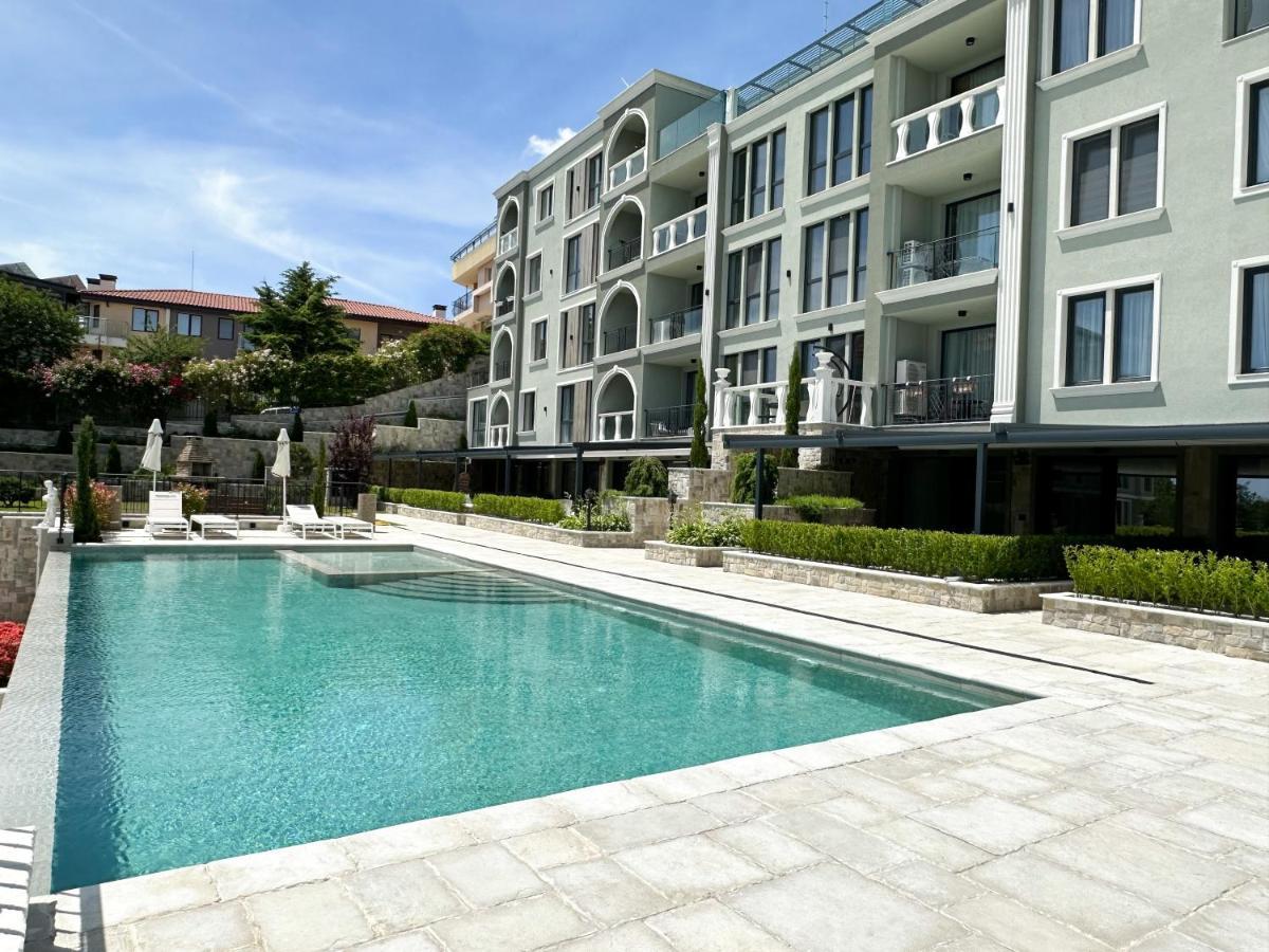 Mediterranea Complex - Luxury Apartment With Sea & Pool View! Varna Dış mekan fotoğraf