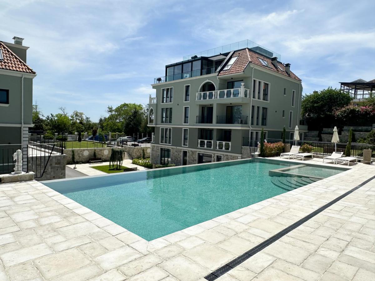 Mediterranea Complex - Luxury Apartment With Sea & Pool View! Varna Dış mekan fotoğraf